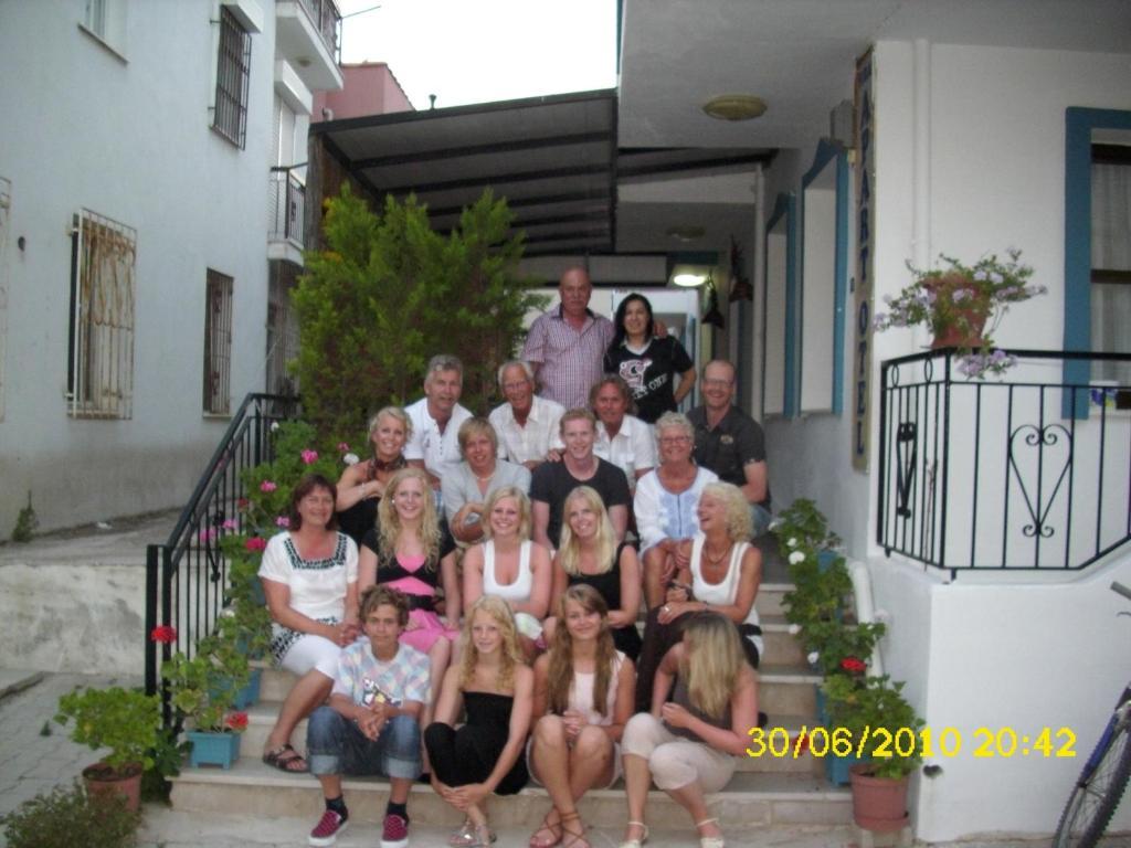 Cesme Vural Apart Hotel Екстер'єр фото